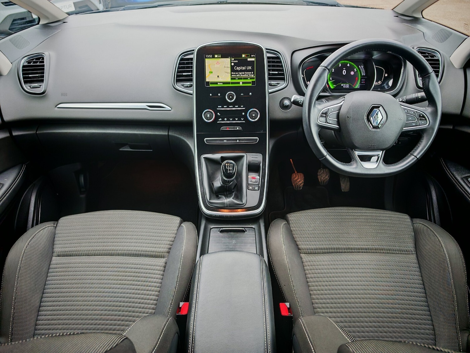 Used Renault Scenic 2019 for sale - 76869822: Photo 11