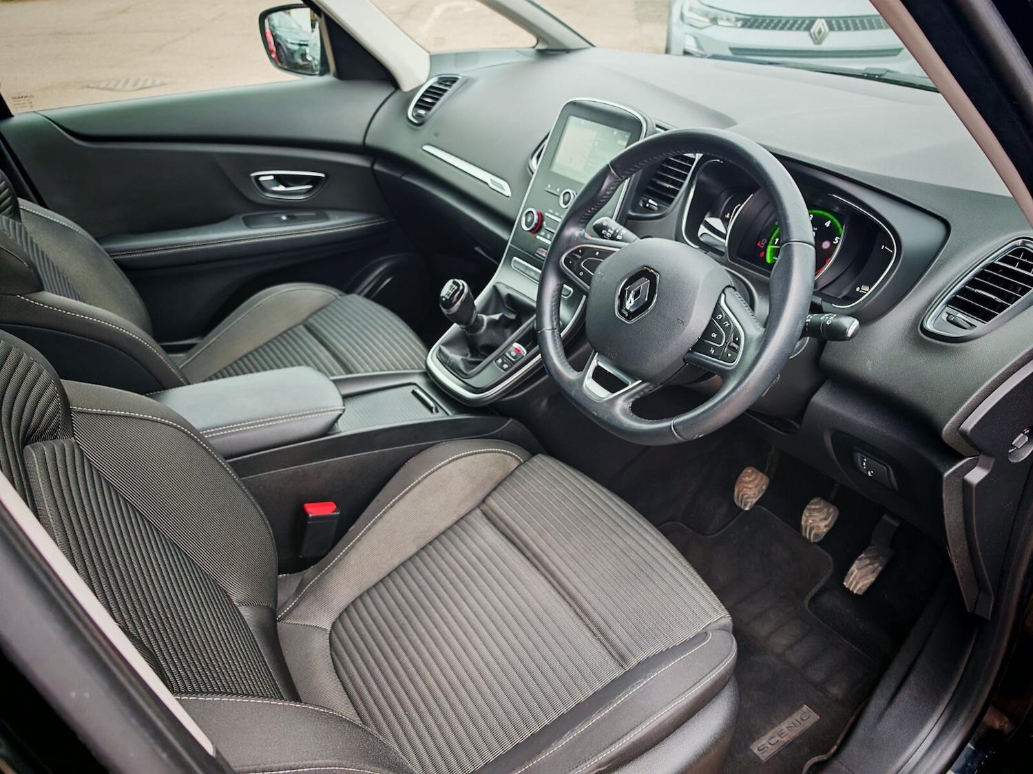 Used Renault Scenic 2019 for sale - 76869822: Photo 15