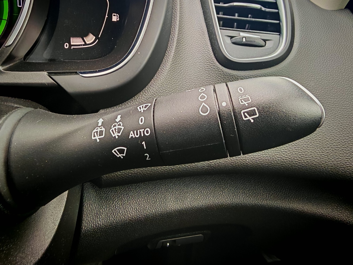 Used Renault Scenic 2019 for sale - 76869822: Photo 19