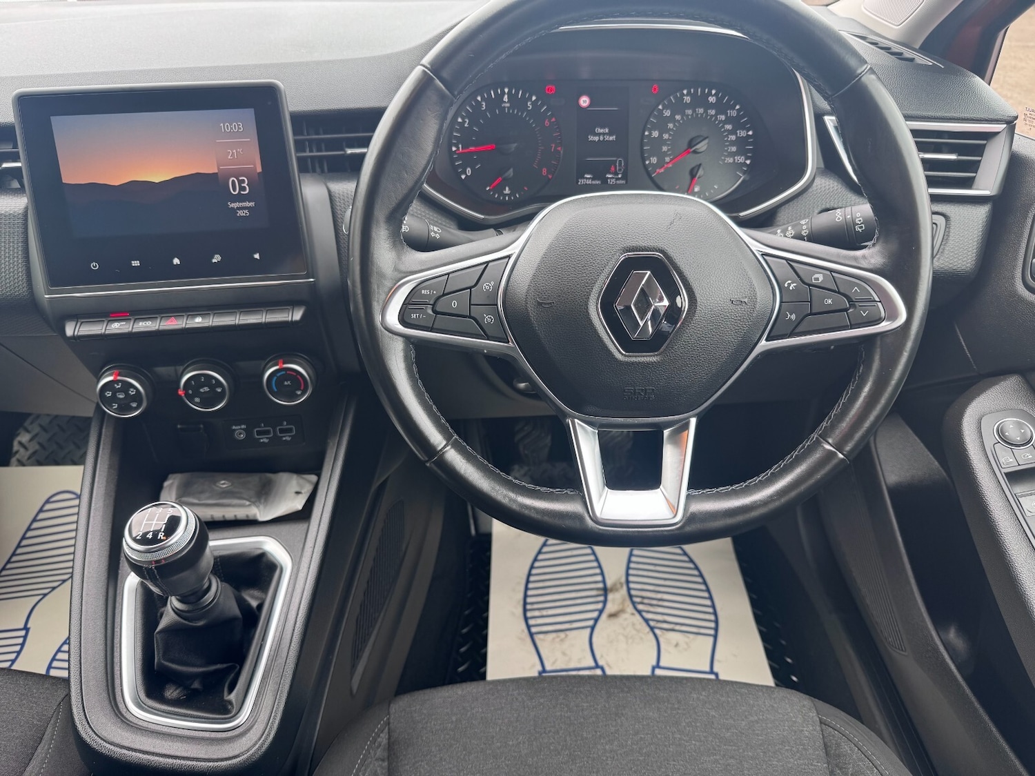 Used Renault Clio 2020 for sale - 76868808: Photo 6