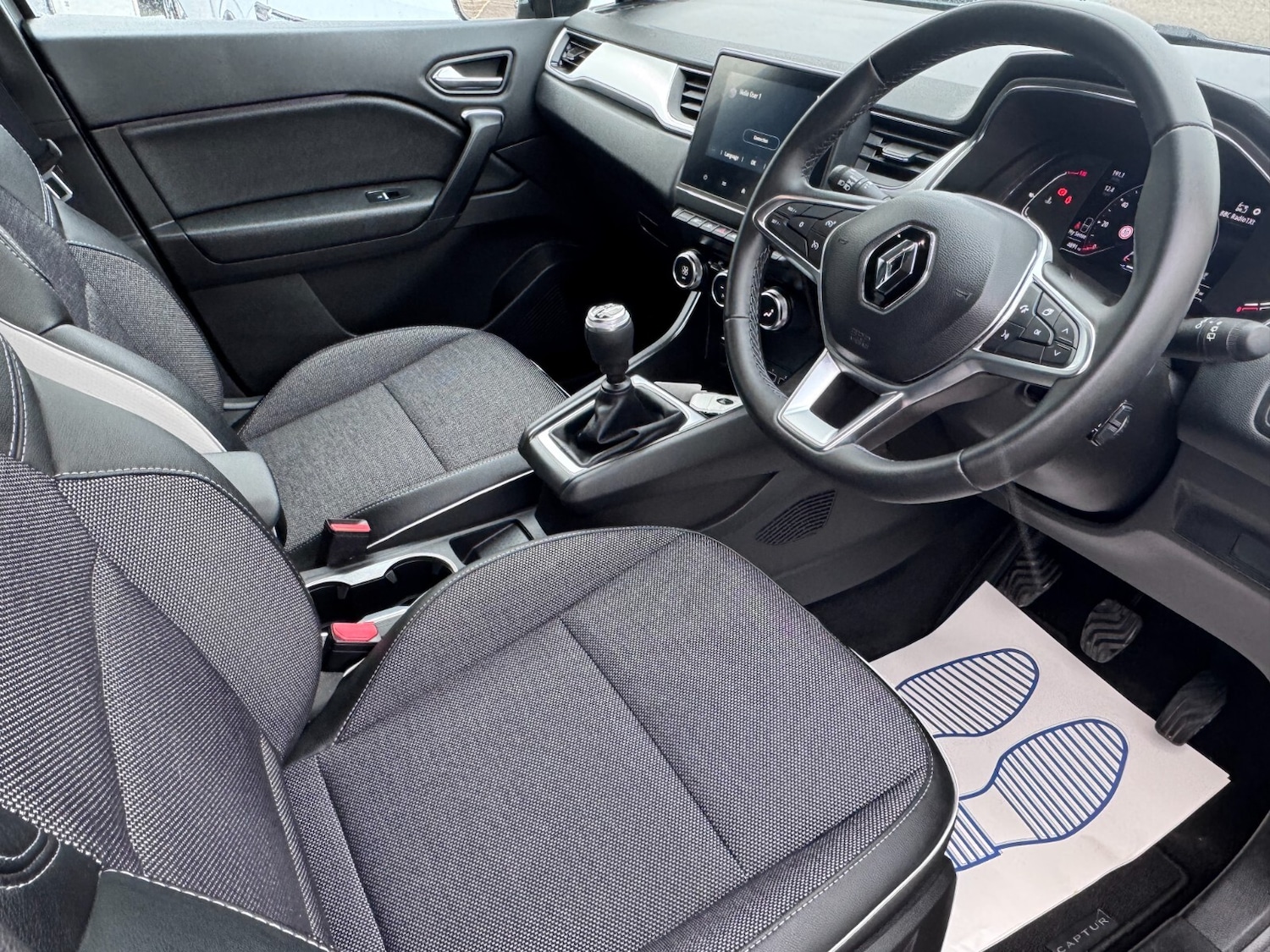 Used Renault Captur 2022 for sale - 76203650: Photo 6