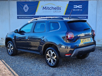 Used Dacia Duster 2024 for sale - 76154658: Photo