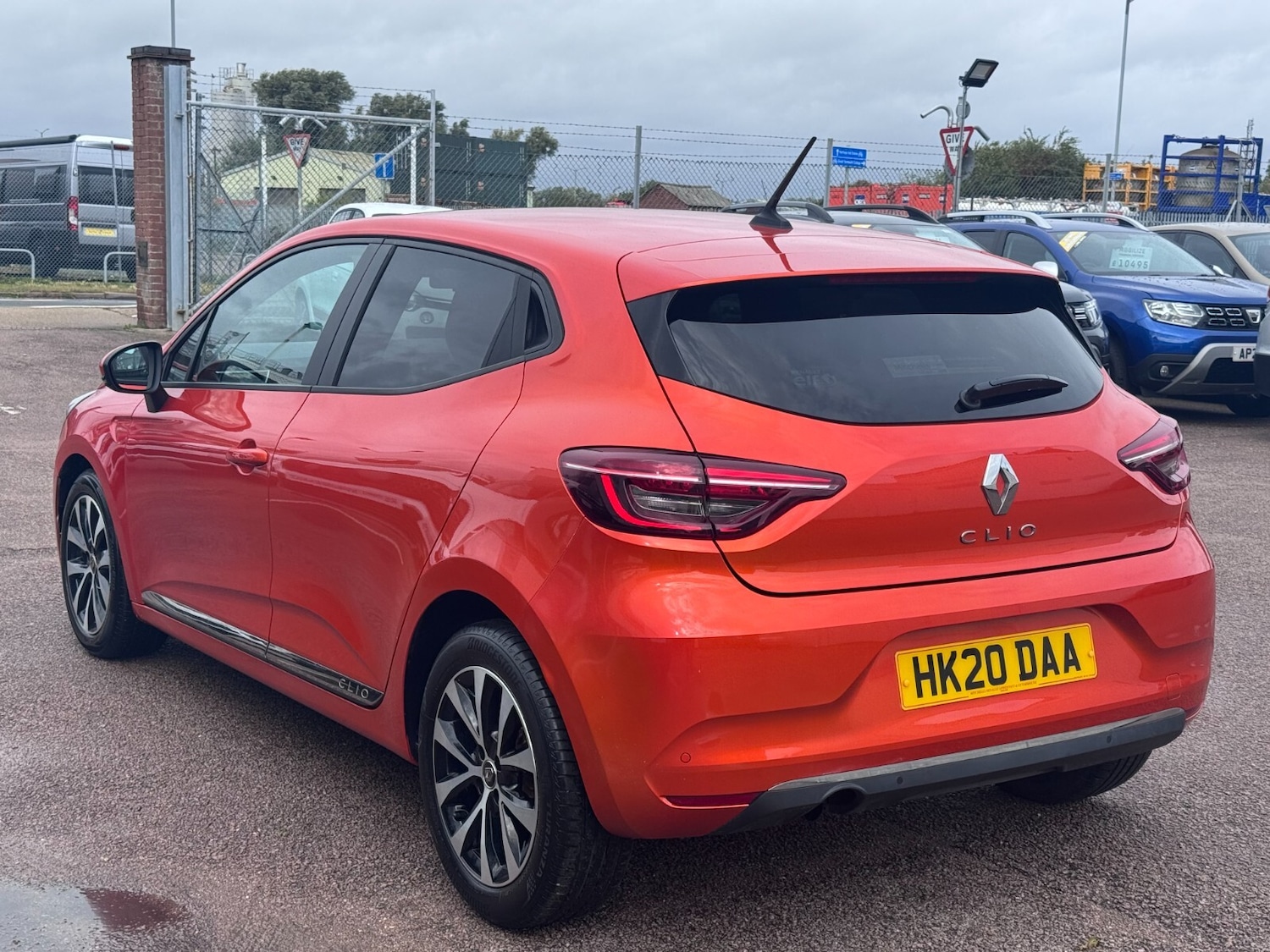 Used Renault Clio 2020 for sale - 76203793: Photo 17