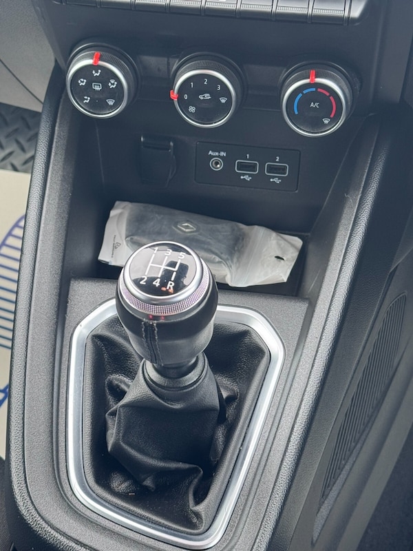 Used Renault Clio 2020 for sale - 76203793: Photo 8
