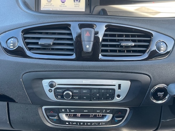 Used Renault Scenic 2015 for sale - 76289955: Photo 18