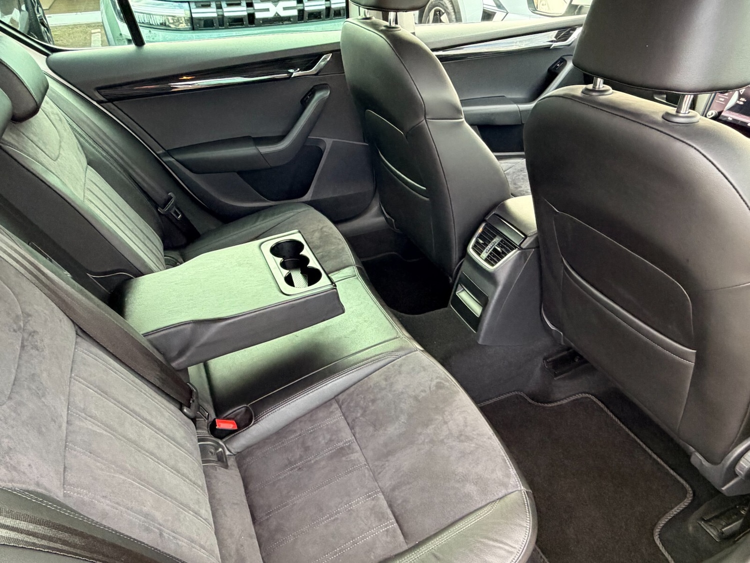 Used Skoda Octavia 2018 for sale - 76614842: Photo 12