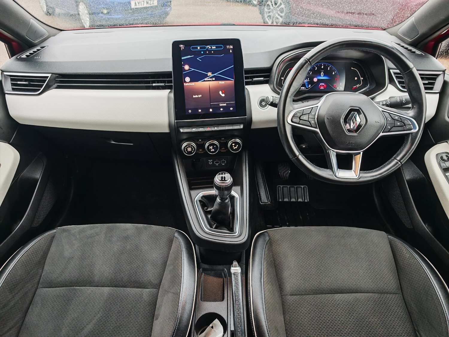 Used Renault Clio 2020 for sale - 77449685: Photo 12