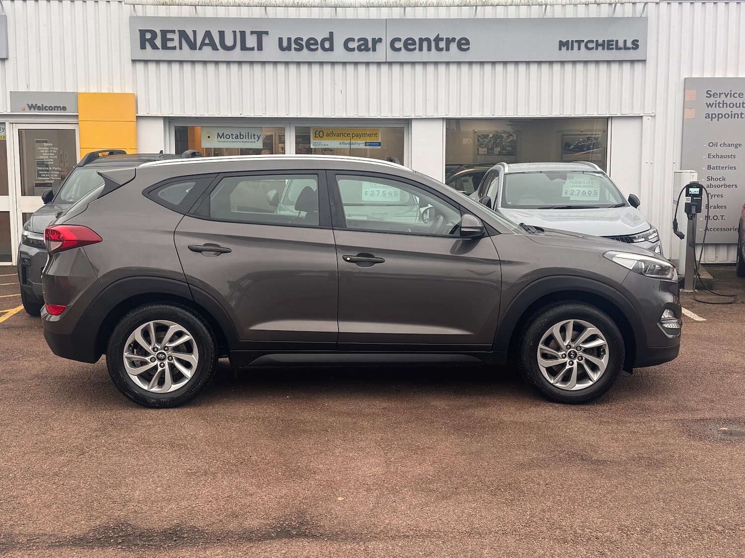 Used Hyundai TUCSON 2017 for sale - 76873268: Photo 2