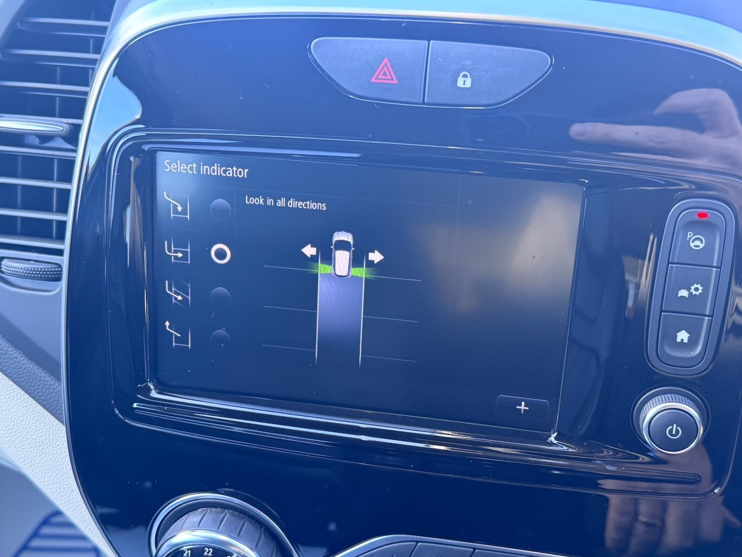 Used Renault Captur 2019 for sale - 76870007: Photo 16