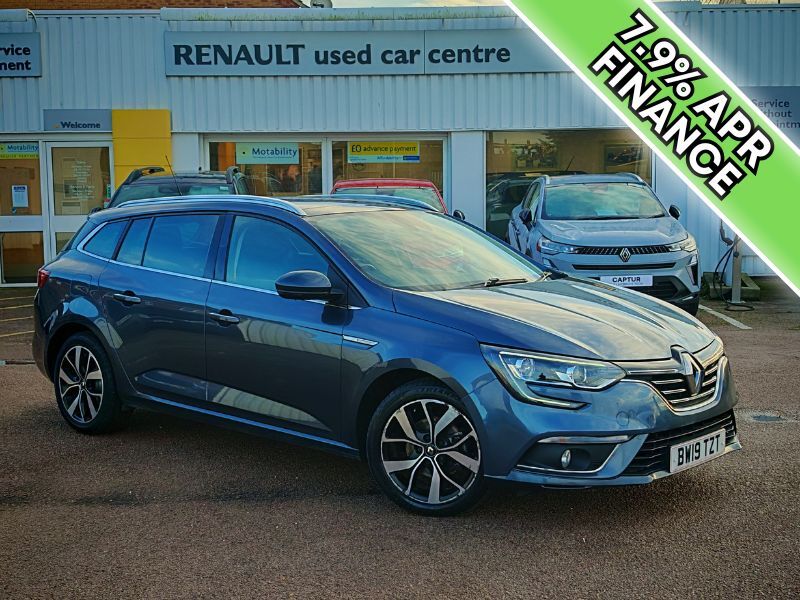Used Renault Megane 2019 for sale - 76874418: Photo 1