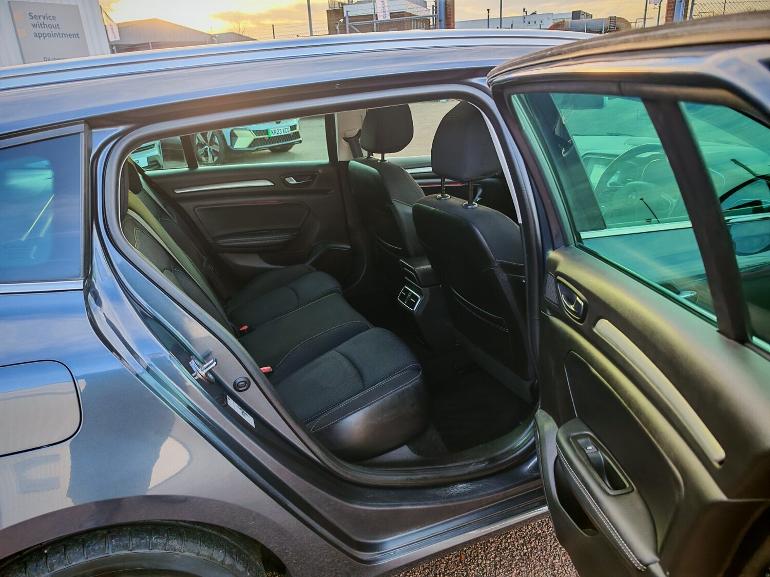 Used Renault Megane 2019 for sale - 76874418: Photo 10