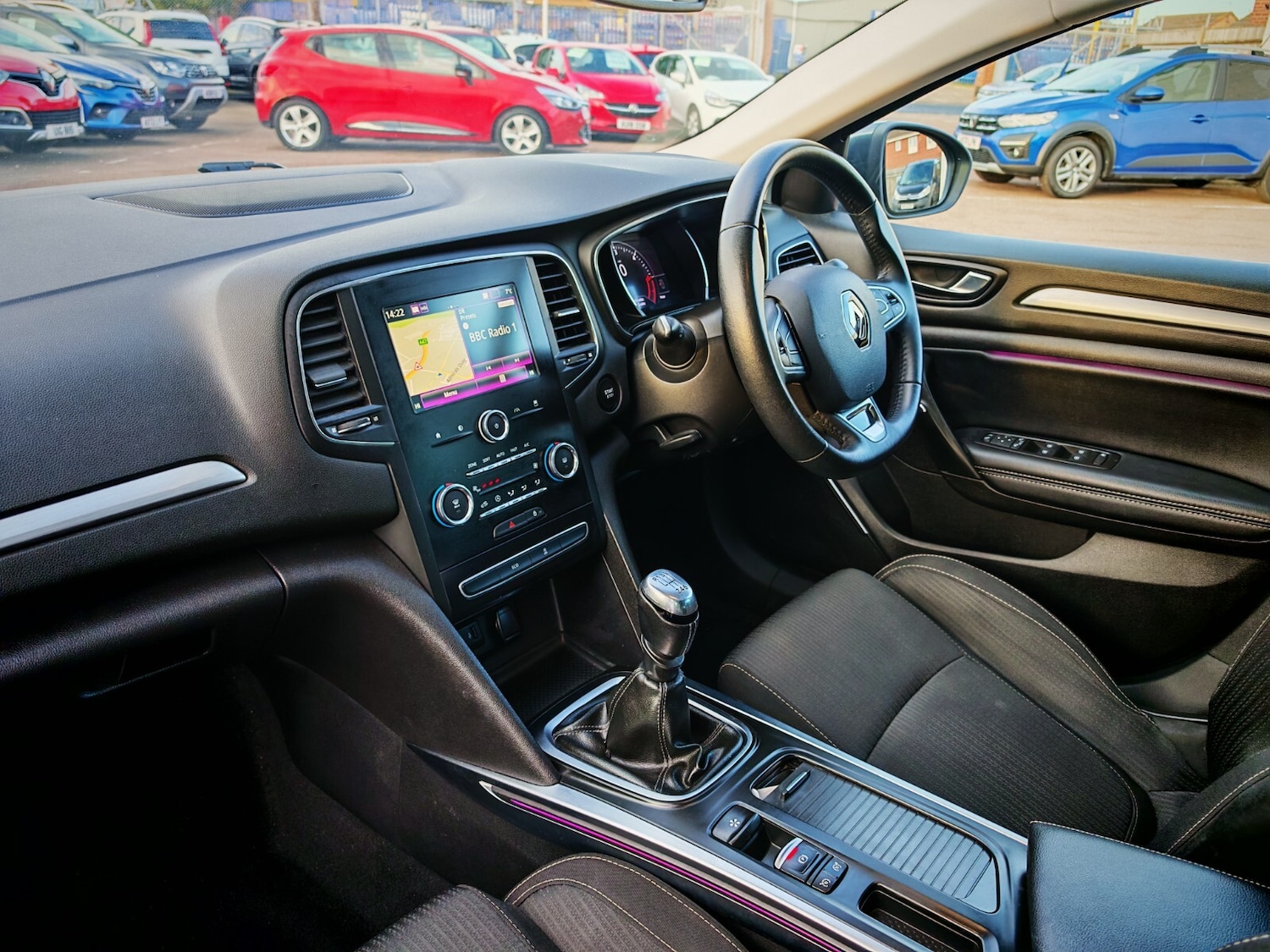 Used Renault Megane 2019 for sale - 76874418: Photo 18