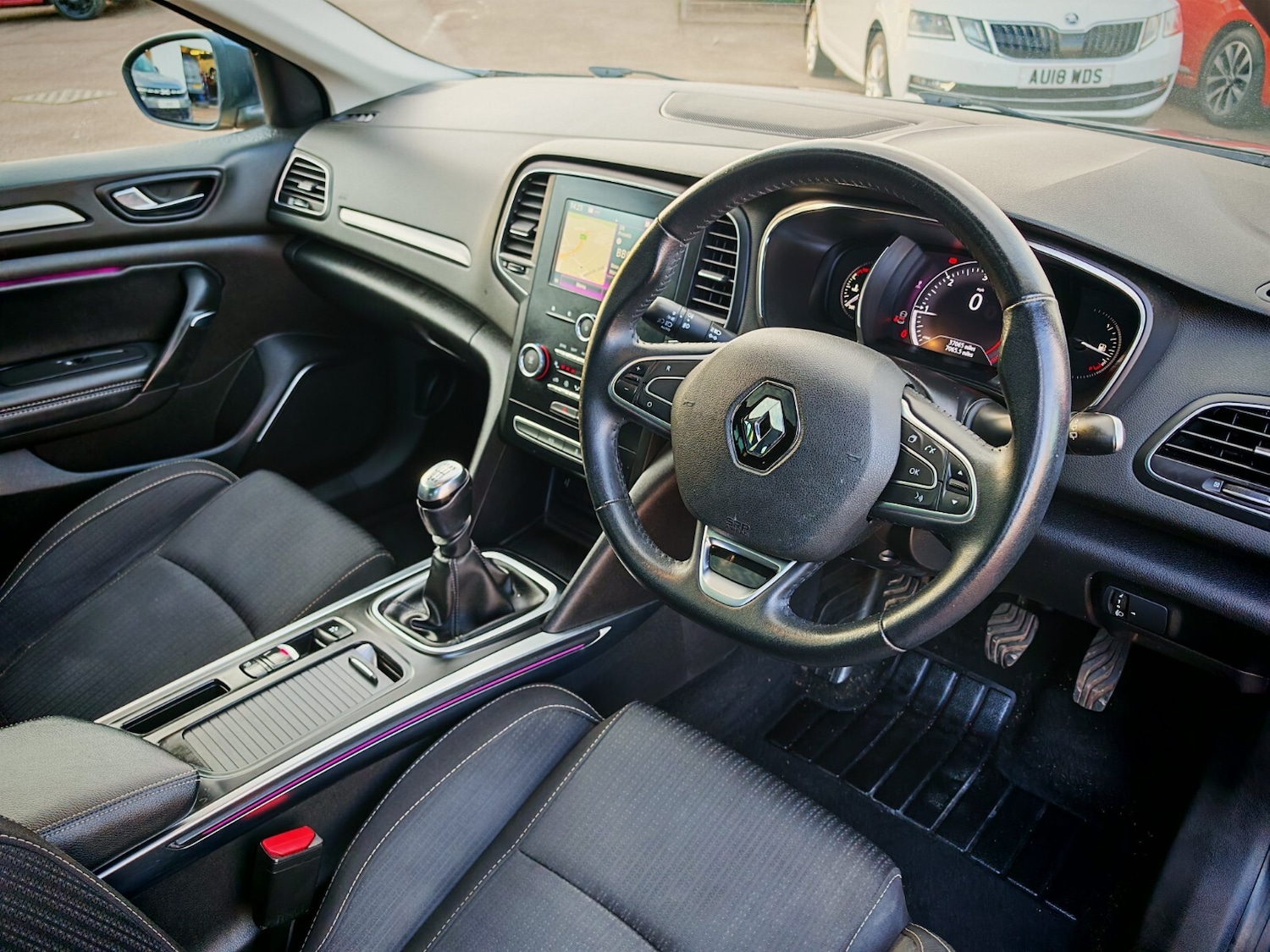 Used Renault Megane 2019 for sale - 76874418: Photo 6