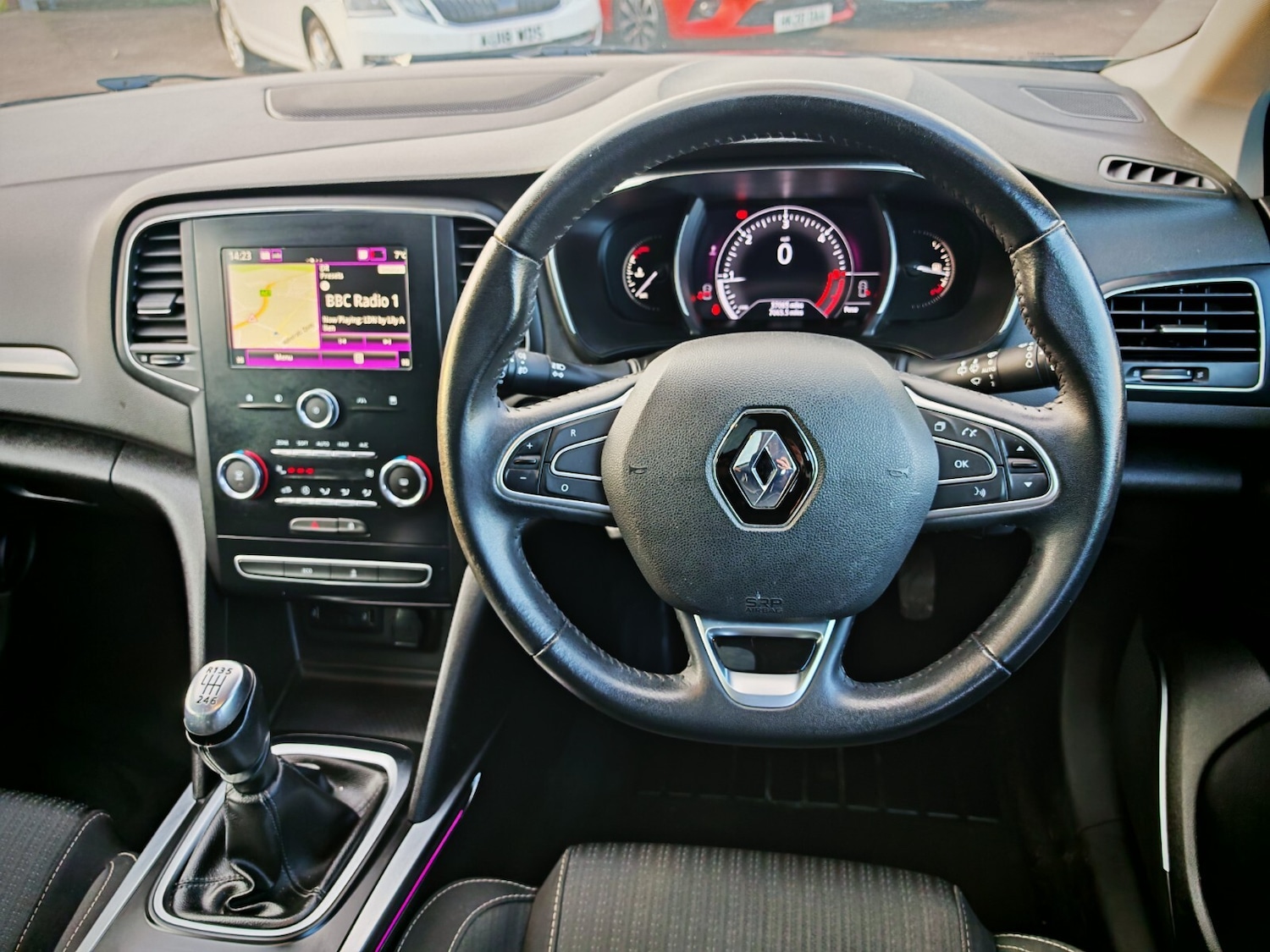 Used Renault Megane 2019 for sale - 76874418: Photo 9