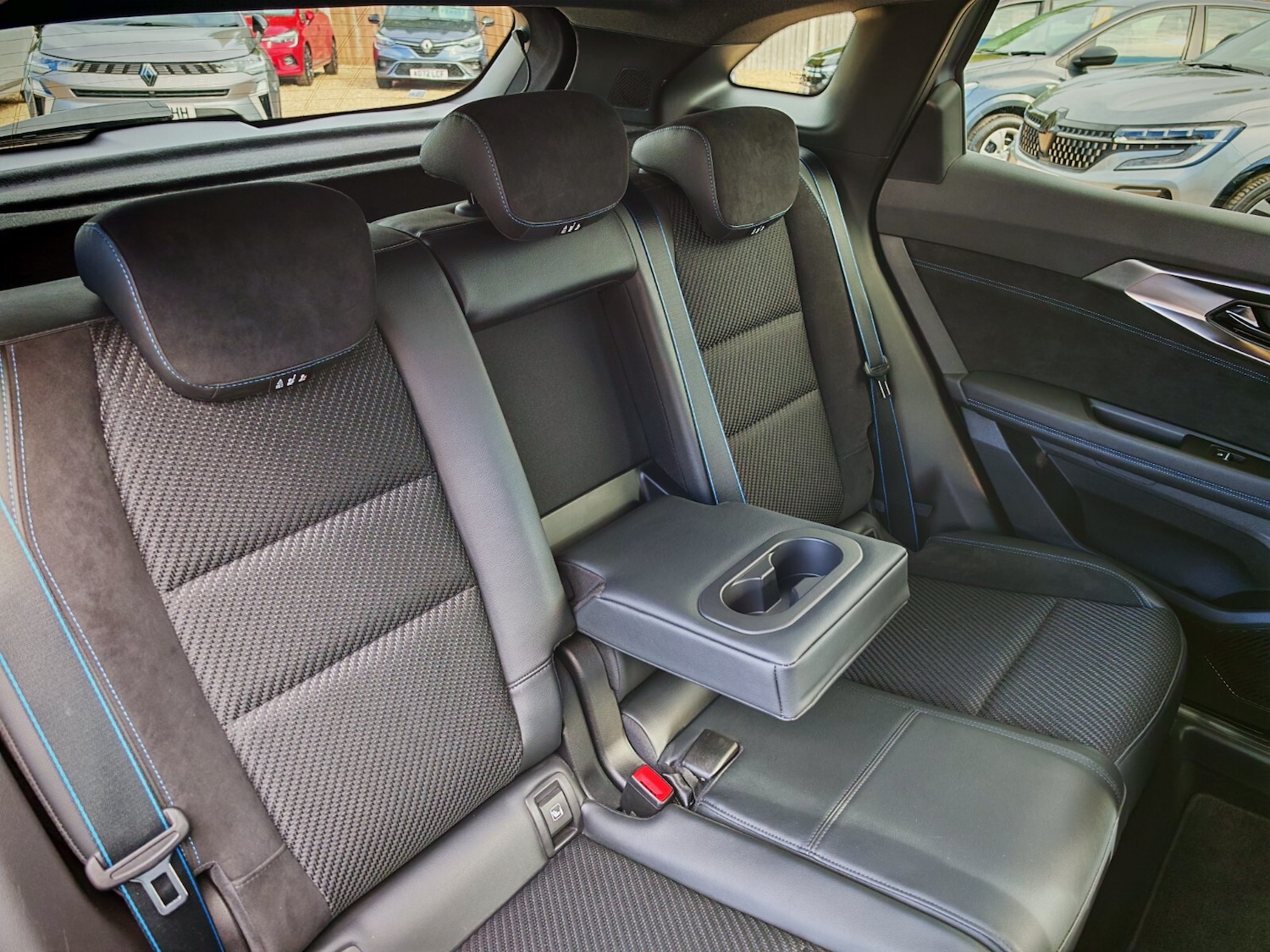 Used Renault Austral 2023 for sale - 76203646: Photo 11