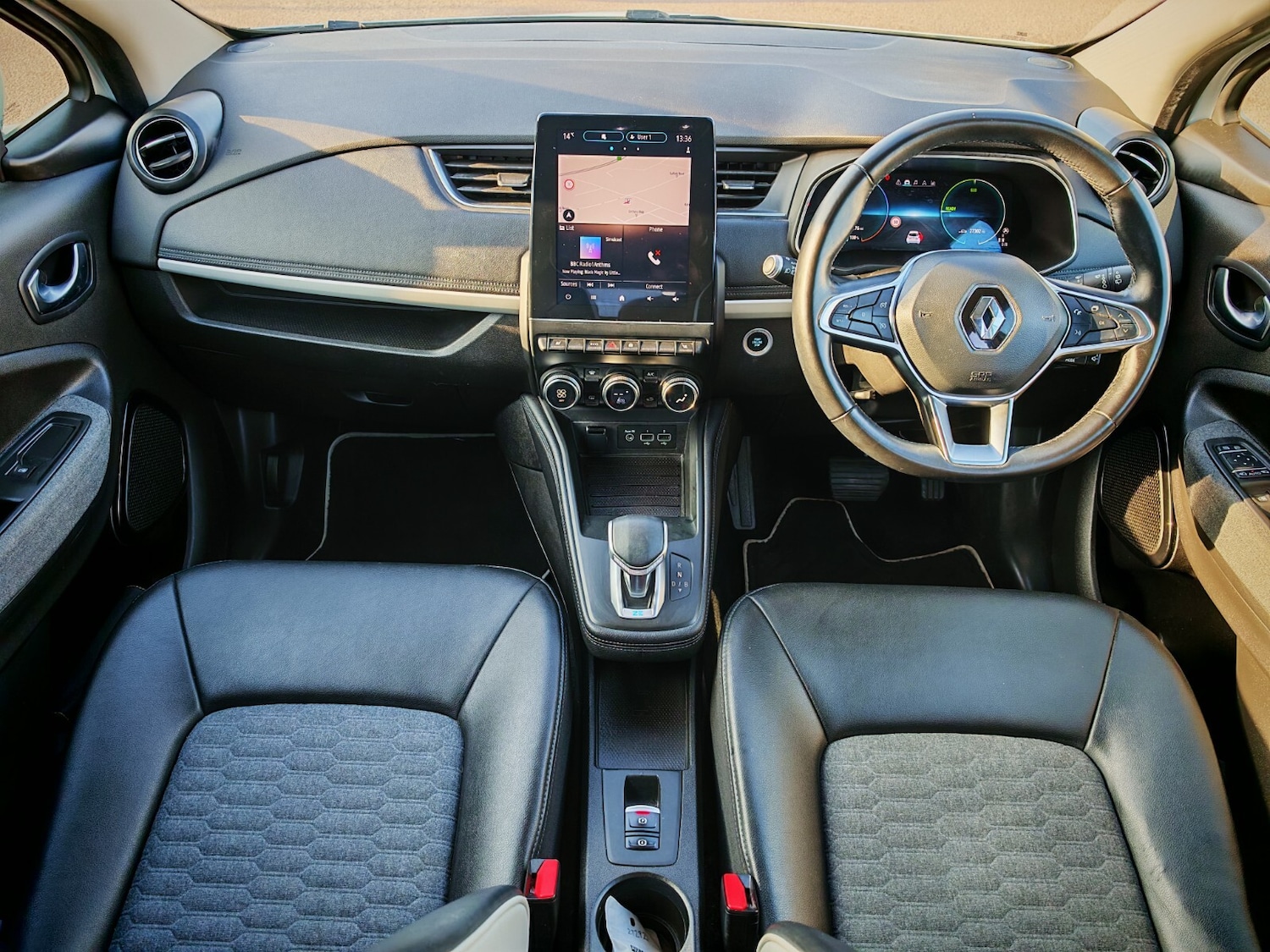 Used Renault Zoe 2022 for sale - 76870191: Photo 10