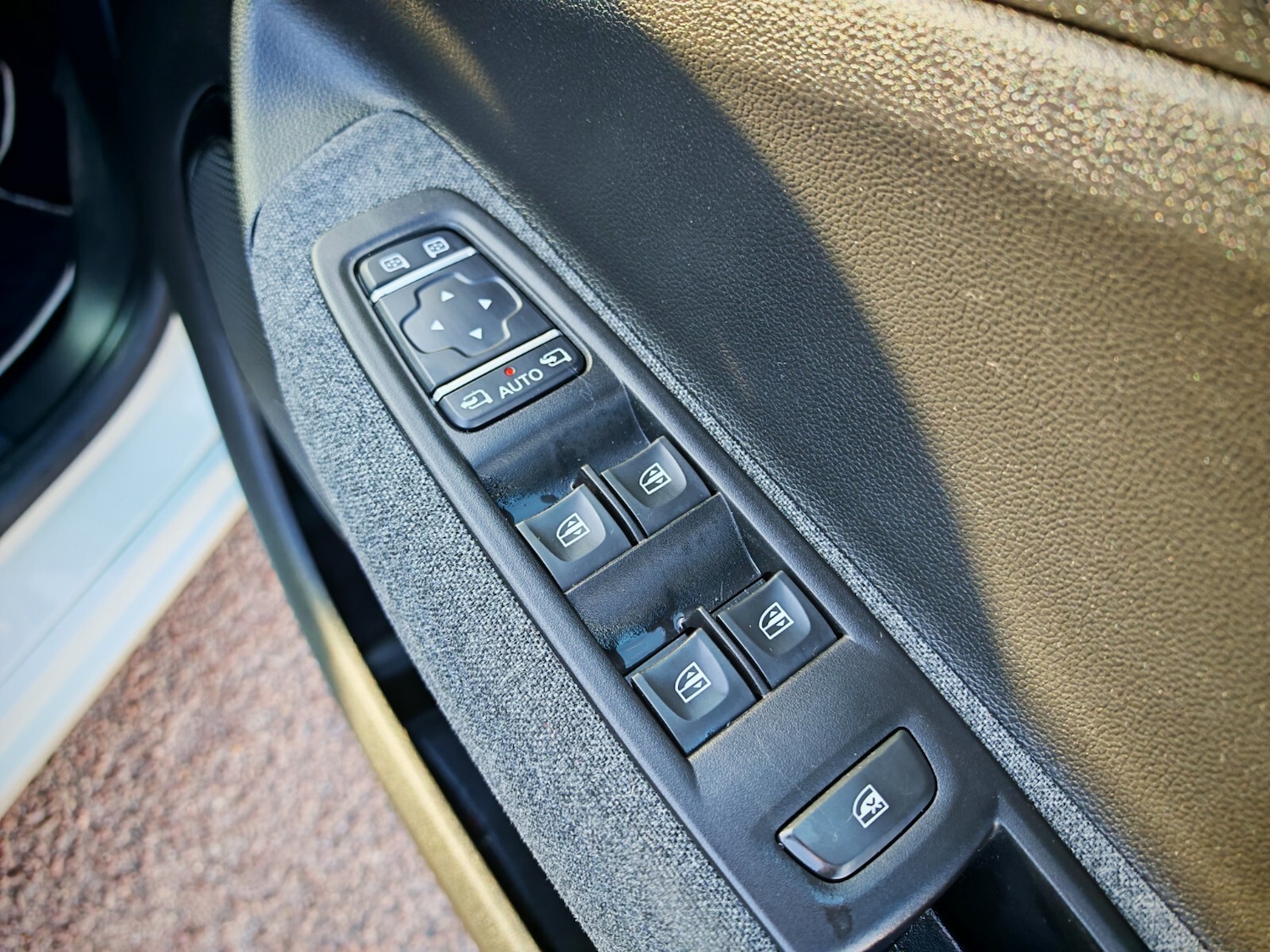 Used Renault Zoe 2022 for sale - 76870191: Photo 15