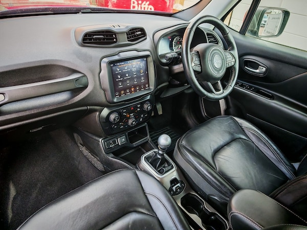 Used Jeep Renegade 2019 for sale - 76203893: Photo 6