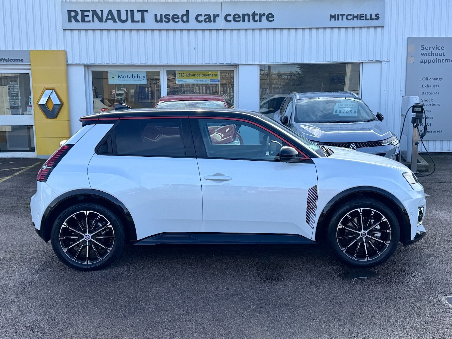 Used Renault 5 2025 for sale - 76873871: Photo 3