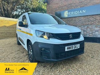 Used Peugeot Partner 2019 for sale - 79563325: Photo