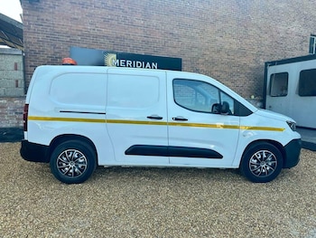 Used Peugeot Partner 2019 for sale - 79563325: Photo