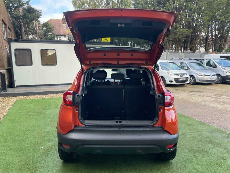 Used Renault Captur 2016 for sale - 77720709: Photo 19