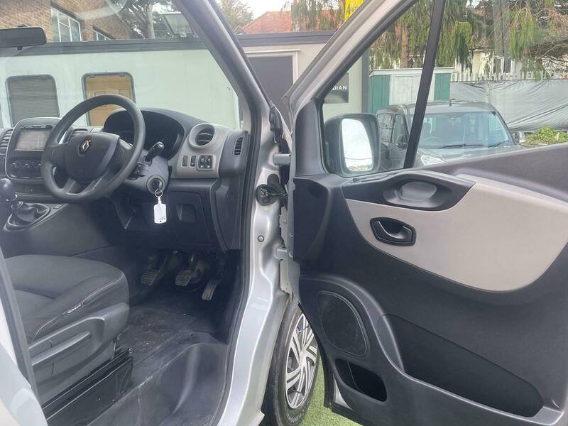 Used Renault Trafic 2018 for sale - 77720740: Photo 10