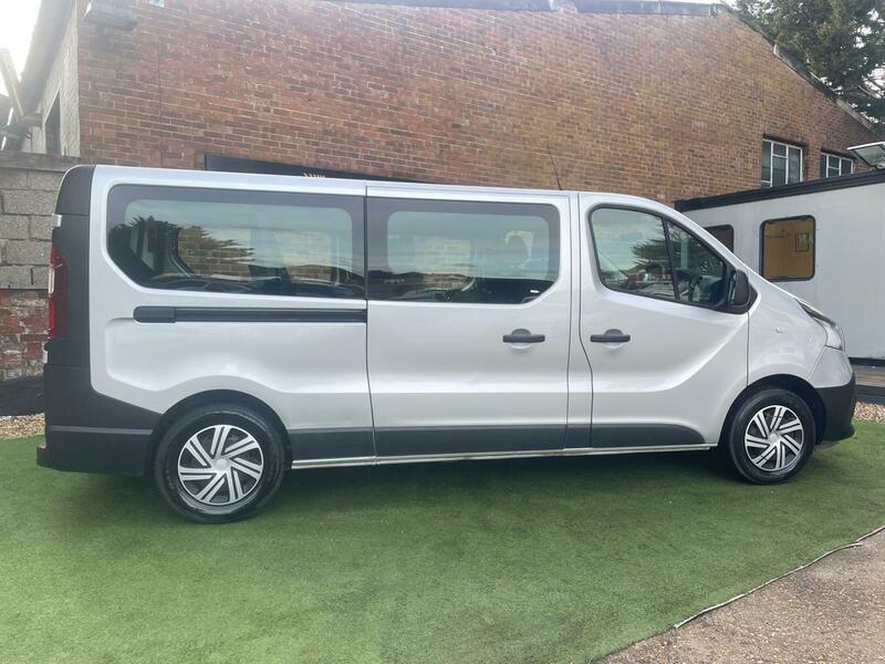 Used Renault Trafic 2018 for sale - 77720740: Photo 2