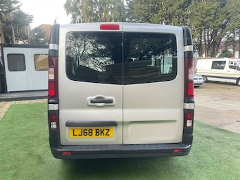 Used Renault Trafic 2018 for sale - 77720740: Photo