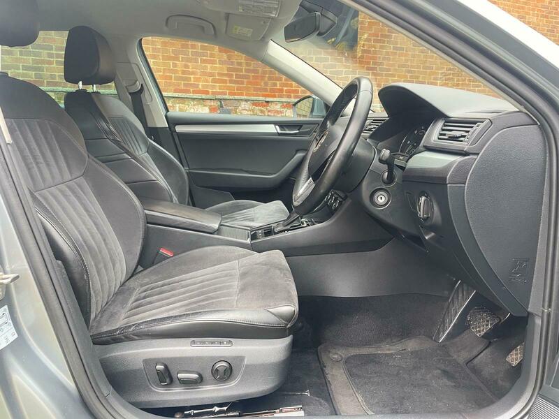 Used Skoda Superb 2016 for sale - 77720699: Photo 11
