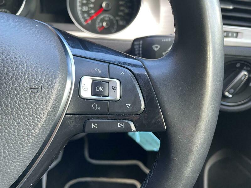 Used Volkswagen Golf 2014 for sale - 77720700: Photo 16