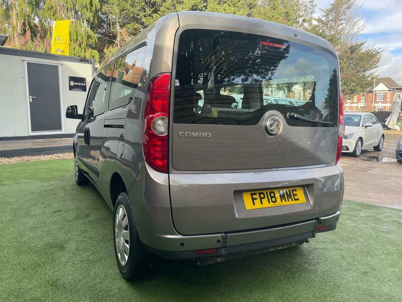 Used Vauxhall Combo 2018 for sale - 77720743: Photo 5