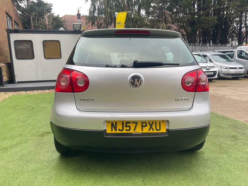 Used Volkswagen Golf 2007 for sale - 77720778: Photo 4