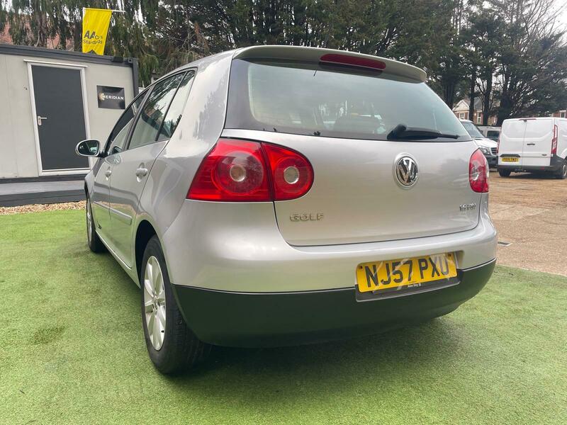 Used Volkswagen Golf 2007 for sale - 77720778: Photo 5
