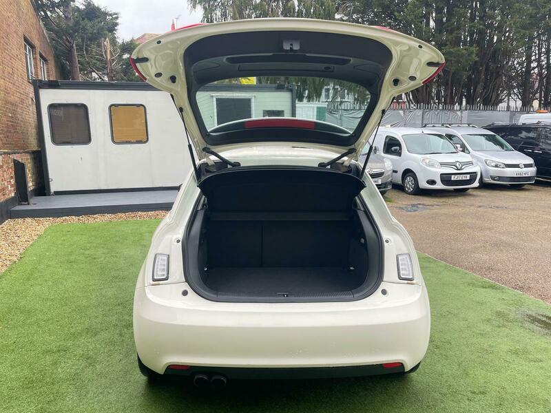 Used Audi A1 2013 for sale - 77720757: Photo 20