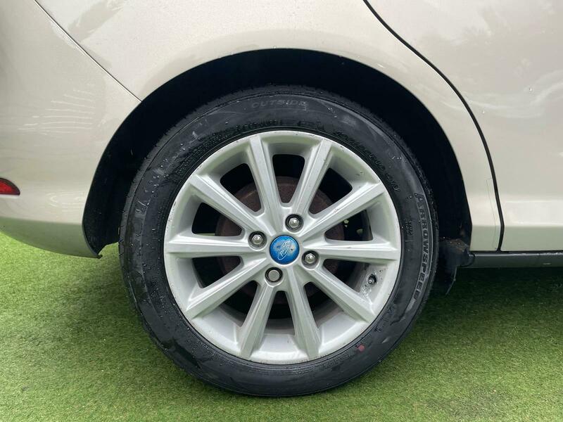 Used Ford B-MAX 2015 for sale - 77720761: Photo 28