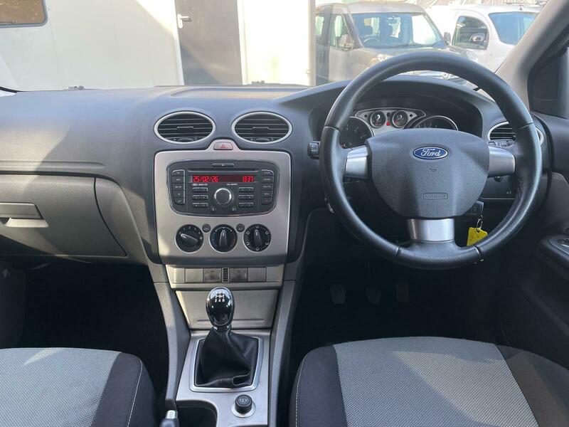 Used Ford Focus 2010 for sale - 77720706: Photo 13