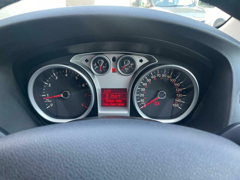 Used Ford Focus 2010 for sale - 77720706: Photo 16