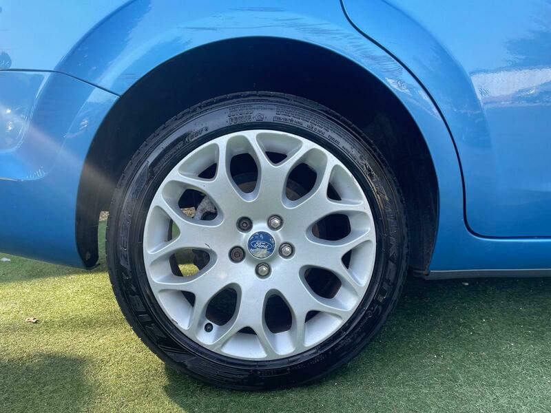 Used Ford Focus 2010 for sale - 77720706: Photo 24