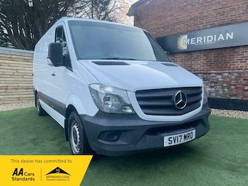 Used Mercedes-Benz Sprinter 2017 for sale - 77720755: Photo