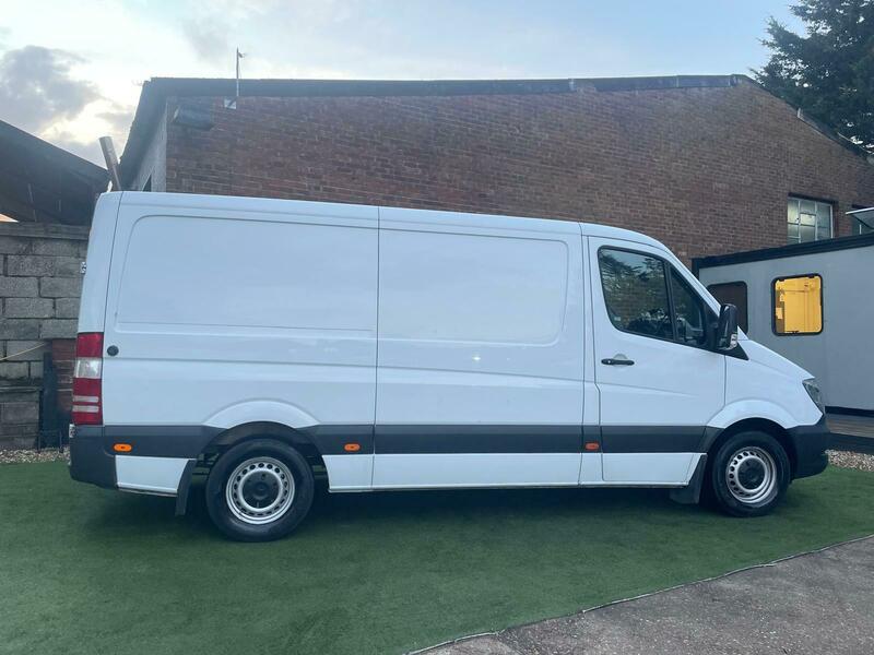 Used Mercedes-Benz Sprinter 2017 for sale - 77720755: Photo 2