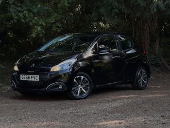 Used Peugeot 208 2017 for sale - 79224031: Photo