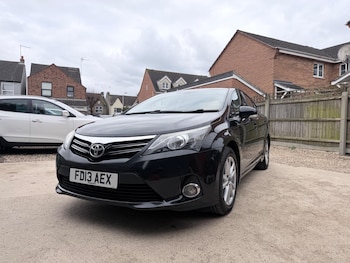 Used Toyota Avensis 2013 for sale - 79224786: Photo