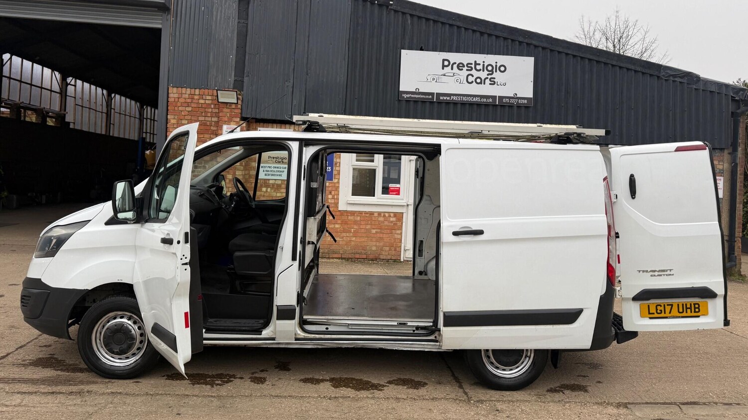 Used Ford Transit Custom 2017 for sale - 77775296: Photo 16