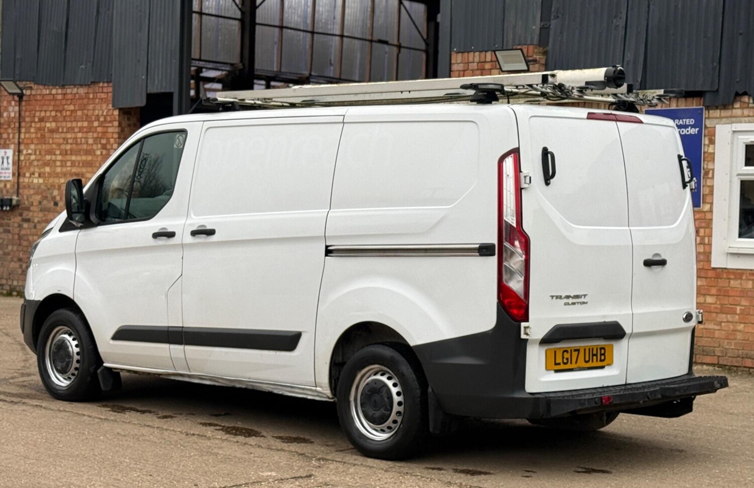 Used Ford Transit Custom 2017 for sale - 77775296: Photo 9