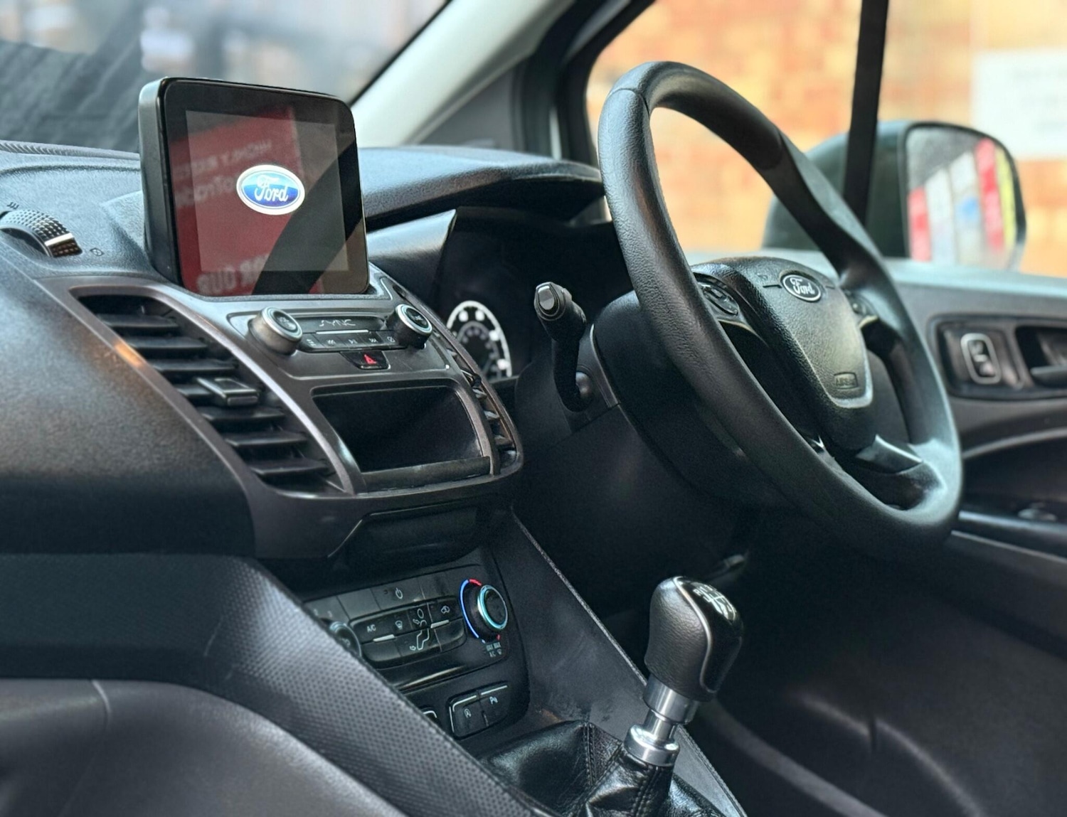 Used Ford Transit Connect 2020 for sale - 77118107: Photo 16