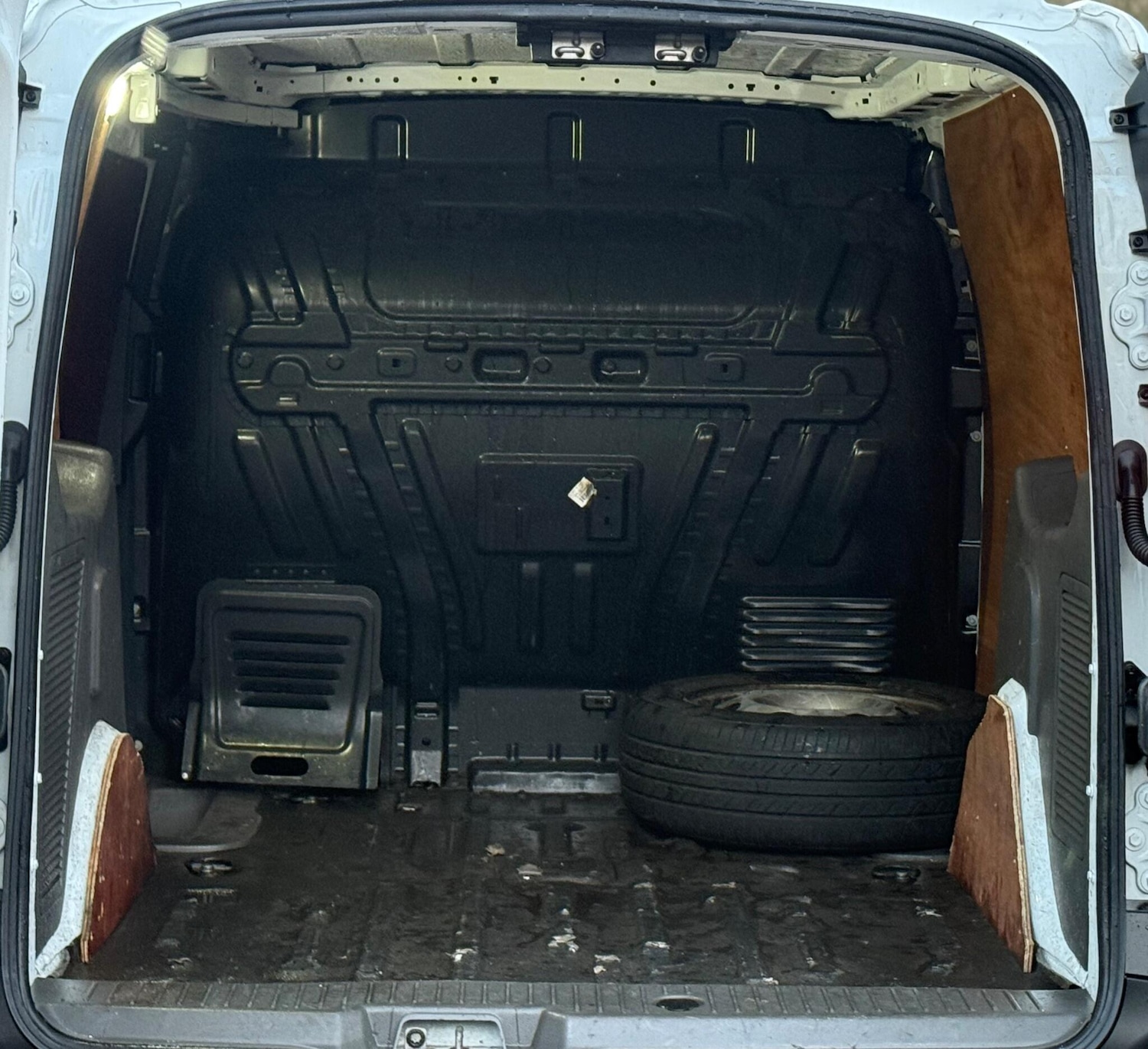 Used Ford Transit Connect 2020 for sale - 77118107: Photo 17