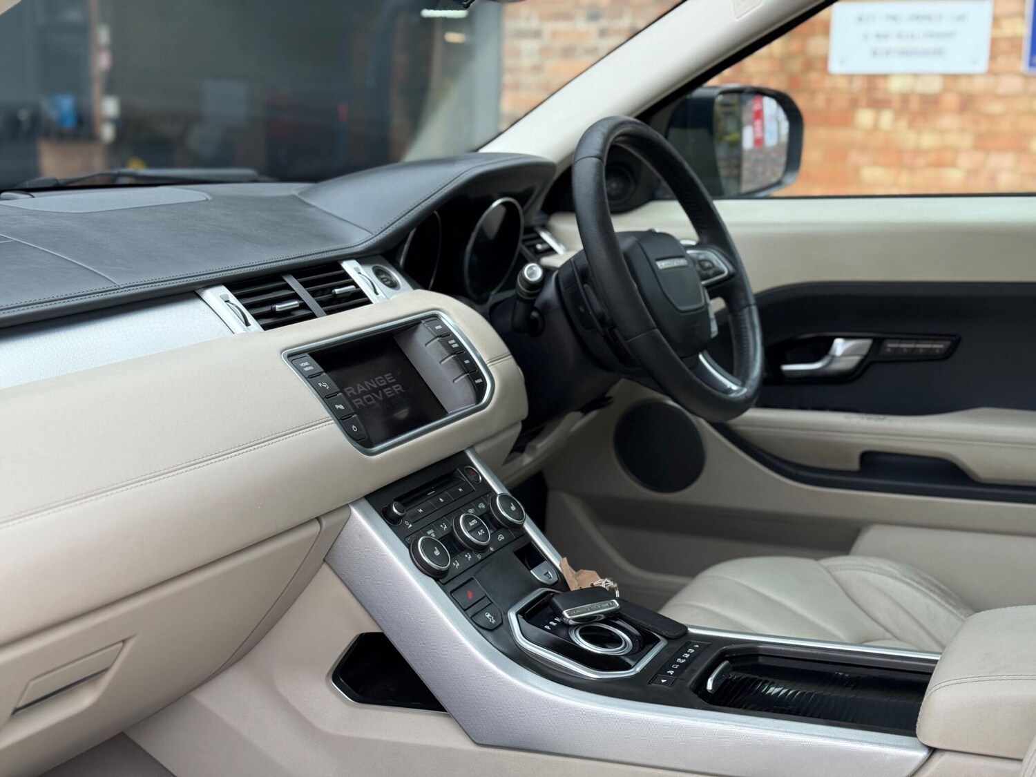Used Land Rover Range Rover Evoque 2021 for sale - 76017331: Photo 16
