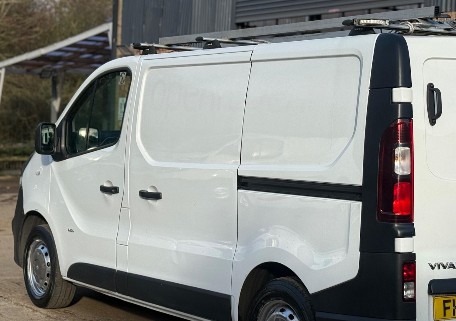 Used Vauxhall Vivaro 2016 for sale - 76625724: Photo 32