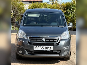 Used Peugeot Partner Tepee 2015 for sale - 79526261: Photo